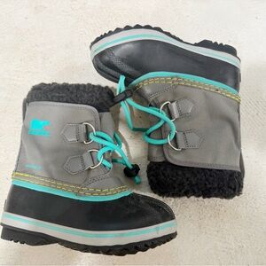 Sorel Nylon Yoot Pac Waterproof Snowboots removable liner size 10
